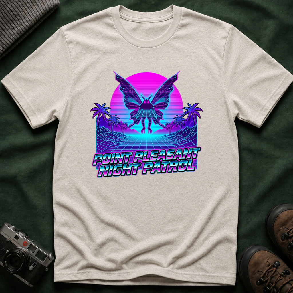 Mothman Retro Sunset T‑Shirt — Neon 80s Vaporwave Cryptid Tee